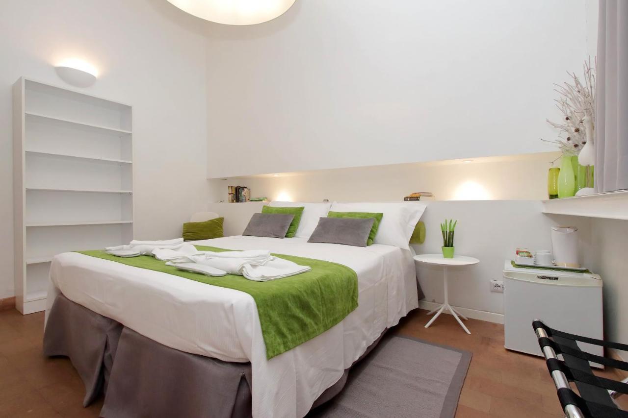 B&G Navona Apartment Рим Екстер'єр фото